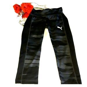 Puma Black and Grey Cropped Fitness Leggin…